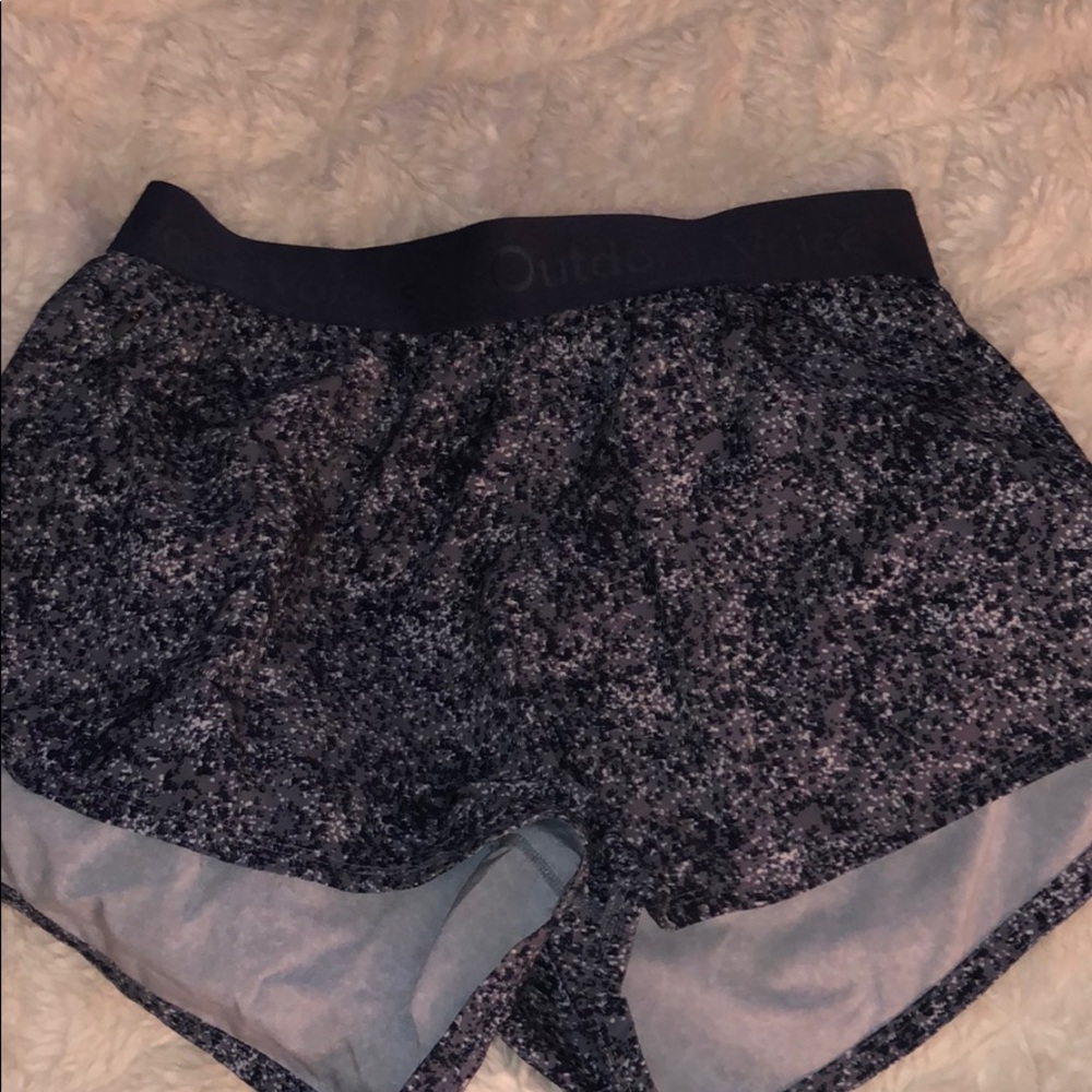 Outdoor voices Relay shorts, size S